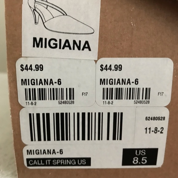 3’inch soft suede heels - Picture 6 of 6